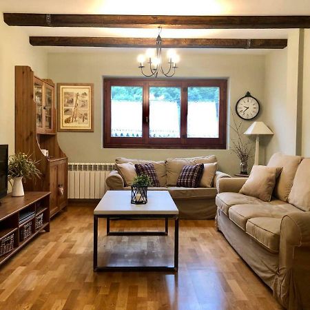 Acogedor Apartamento En El Corazon Del Valle Les Bordes エクステリア 写真